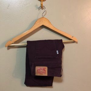 Levi’s 711 skinny in burgundy - Sz 25